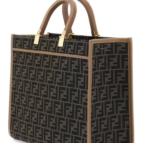 ❌❌SOLD! NWT Fendi Sunshine Medium FF  Tote - Picture 3 of 4